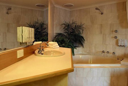 The Esplanade Motor Inn - Hotels Melbourne 3