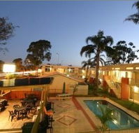Kelanbri Holiday Apartments - Hotels Melbourne