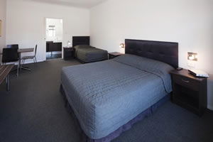Cessnock Motel - Hotels Melbourne 3