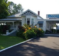 Colonial Court Motor Inn - Hotels Melbourne