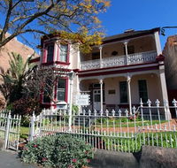 Alishan International Guesthouse - Hotels Melbourne