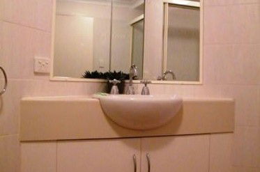 Clarks Beach Apartment - Hotels Melbourne 1