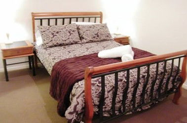 Clarks Beach Apartment - Hotels Melbourne 3