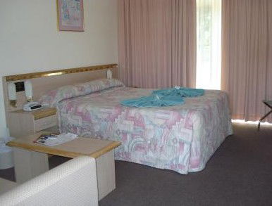 Colonial Motor Lodge - Hotels Melbourne 3