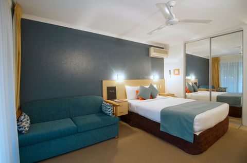 Lord Byron Resort - Hotels Melbourne 1