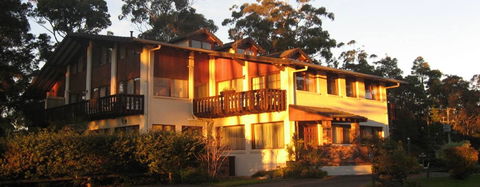 Chalet Swisse Spa Retreat - Hotels Melbourne 4