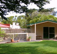 Shiralea Country Cottage - Hotels Melbourne