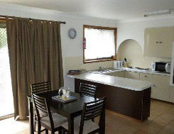 Aunty Mels Dog Friendly Holiday Cottage - Hotels Melbourne 1