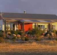 Snowy View Cottage - Hotels Melbourne