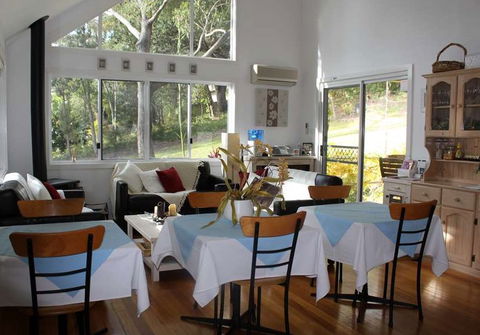 Nelson Bay Bed And Breakfast - Hotels Melbourne 2