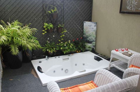 Nelson Bay Bed And Breakfast - Hotels Melbourne 3