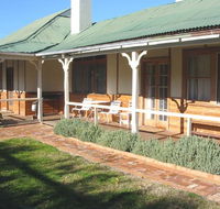 Gundagai Historic Cottages Bed and Breakfast - Hotels Melbourne