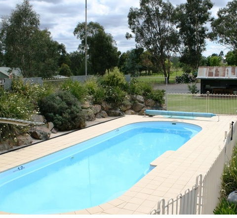 Tuckerbox Motor Inn - Hotels Melbourne 0