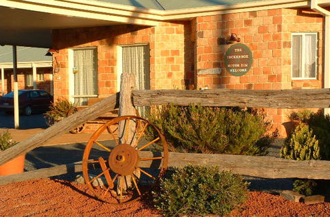 Tuckerbox Motor Inn - Hotels Melbourne 3