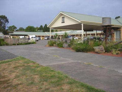 Tuckerbox Motor Inn - Hotels Melbourne 6