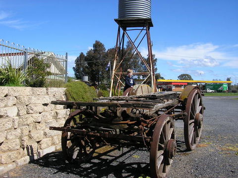 Tuckerbox Motor Inn - Hotels Melbourne 7