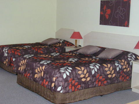 Tuckerbox Motor Inn - Hotels Melbourne 8