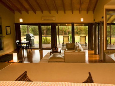 Cedars Mount View - Hotels Melbourne 3
