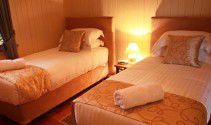 Apple Blossom Cottage - Hotels Melbourne 1