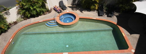 Aruba Beach Resort - Hotels Melbourne 1
