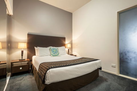 Quest On Bourke - Hotels Melbourne 4