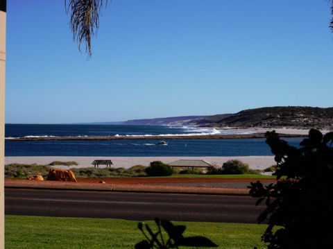 Pelican Shore Villas - Hotels Melbourne 3