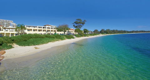 Ramada Resort Shoal Bay - Hotels Melbourne 1