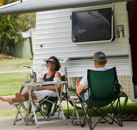 Coolum Beach Holiday Park - Hotels Melbourne