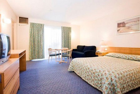 Bay Waters - Hotels Melbourne 1