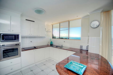 Beaches International - Hotels Melbourne 3
