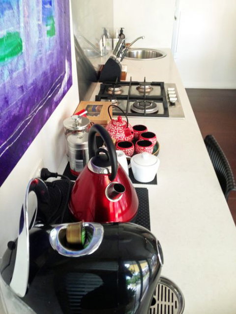 ArtHOUSE Beachfront Accommodation - Hotels Melbourne 2