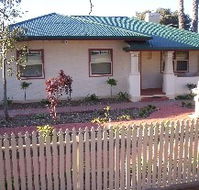 Cottage On Tottenham - Hotels Melbourne