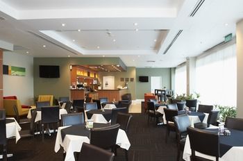 Waldorf Parramatta Apartment Hotel - Hotels Melbourne 17