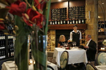 Chateau Elan - Hotels Melbourne 10