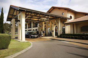 Chateau Elan - Hotels Melbourne 30