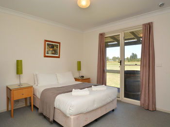 Madigan Wine Country Cottages - Hotels Melbourne 52