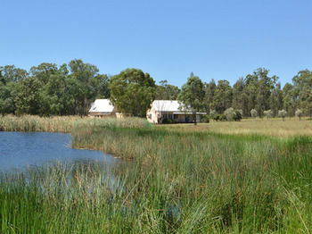 Madigan Wine Country Cottages - Hotels Melbourne 89