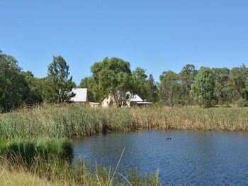 Madigan Wine Country Cottages - Hotels Melbourne 95