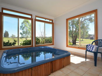 Madigan Wine Country Cottages - Hotels Melbourne 99