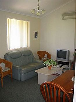 Madigan Wine Country Cottages - Hotels Melbourne 13