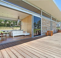 The Longhouse - Hotels Melbourne