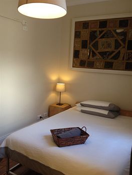 Cambridge Lodge - Hostel/Backpacker - Hotels Melbourne 9