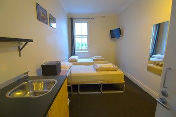 Cambridge Lodge - Hostel/Backpacker - Hotels Melbourne 12