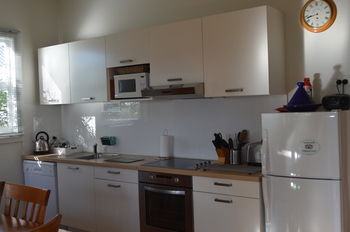 House On The Hill - Hunter Valley - Hotels Melbourne 7