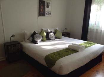 House On The Hill - Hunter Valley - Hotels Melbourne 34