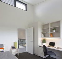 Western Sydney University Village Hawkesbury - Hotels Melbourne