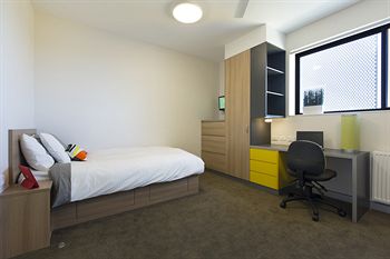 Western Sydney University Village Penrith - Hotels Melbourne 1