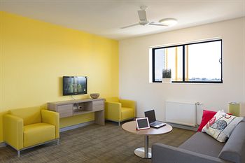 Western Sydney University Village Penrith - Hotels Melbourne 3
