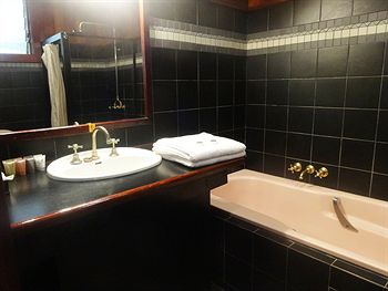 Casuarina Estate - Hotels Melbourne 3