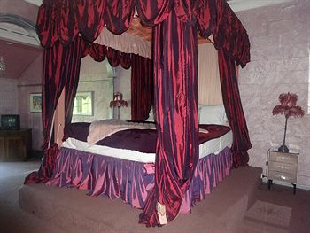 Casuarina Estate - Hotels Melbourne 12